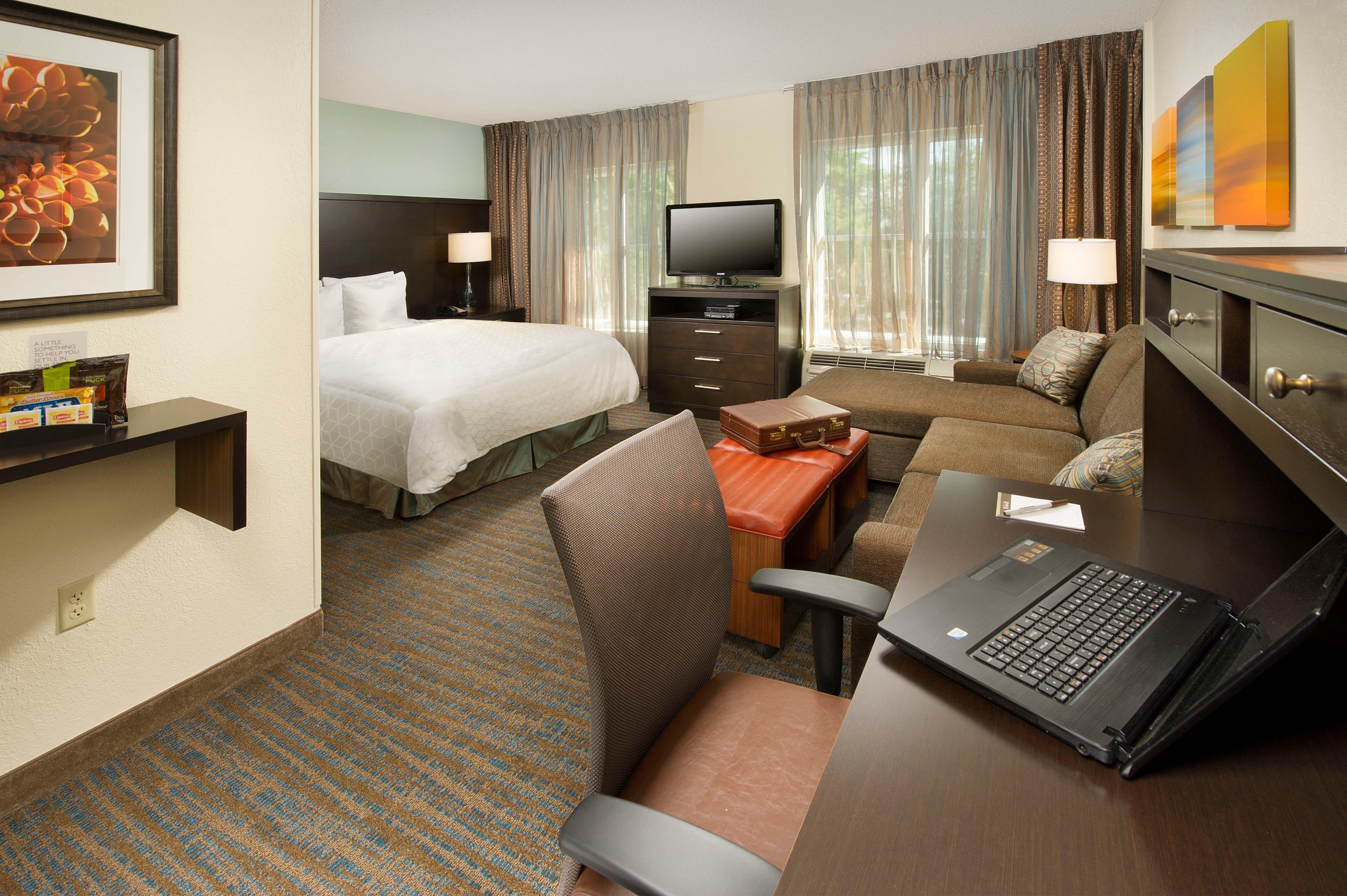 Staybridge Suites Bismarck By Ihg Екстер'єр фото