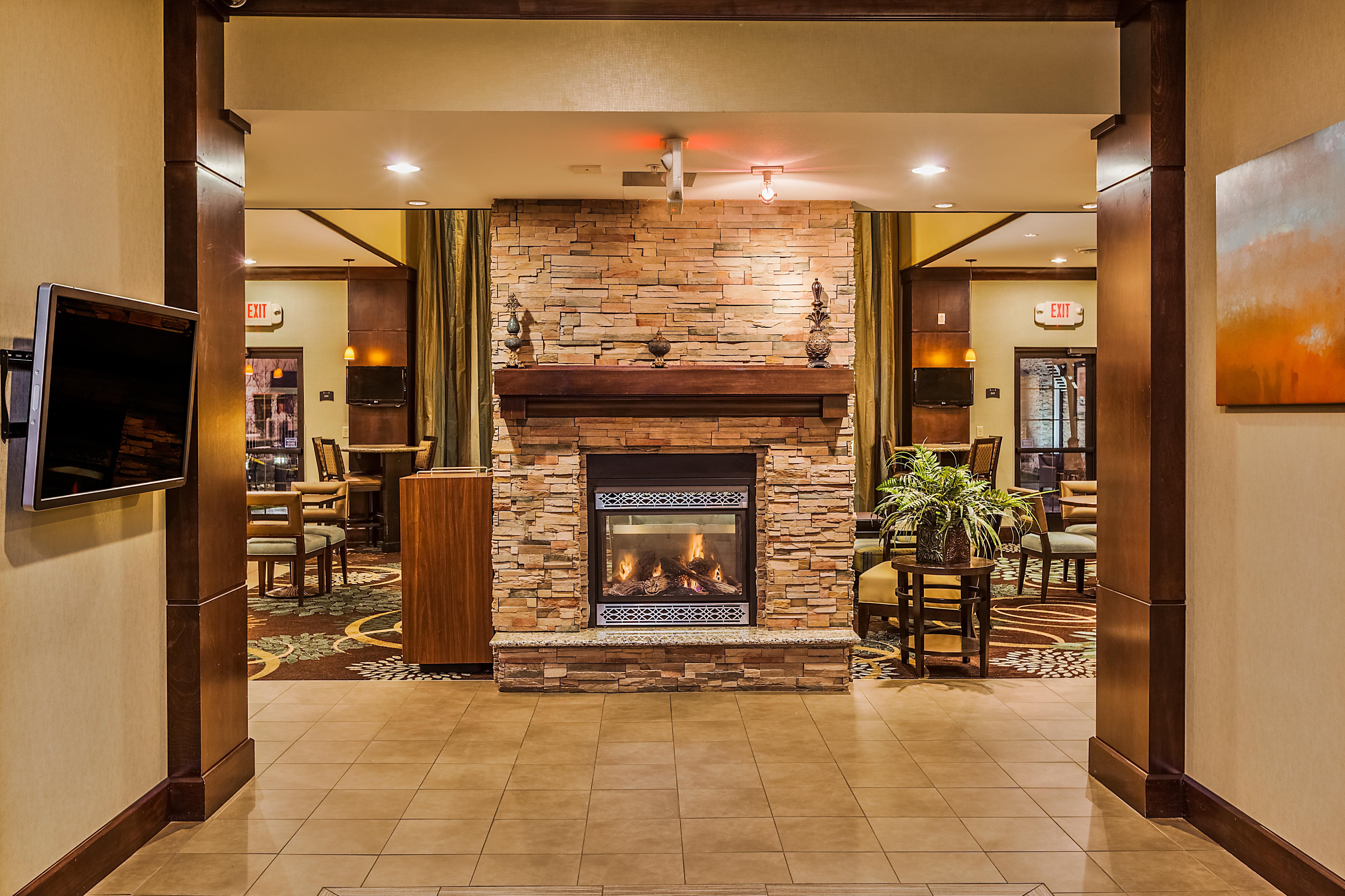 Staybridge Suites Bismarck By Ihg Екстер'єр фото