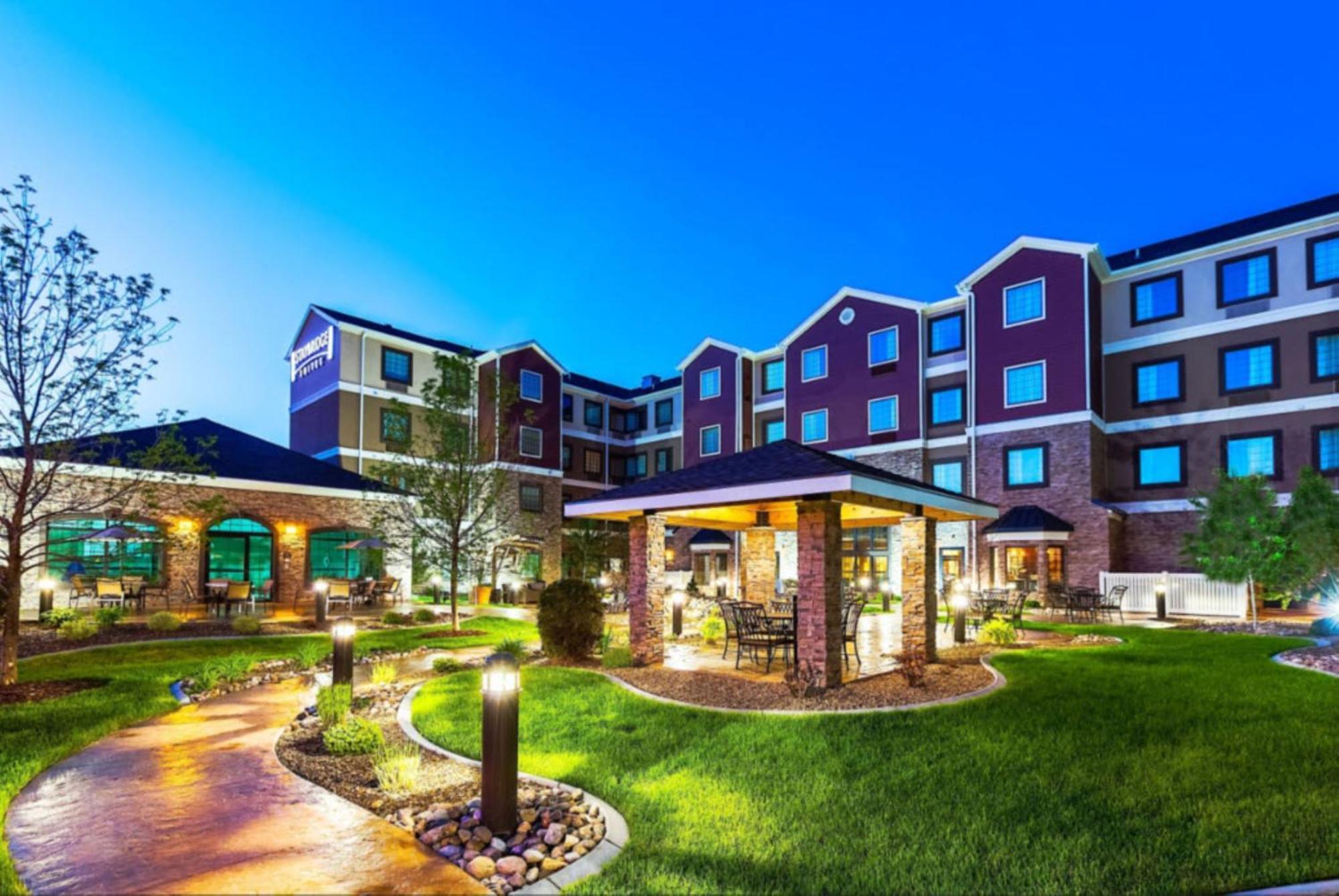 Staybridge Suites Bismarck By Ihg Екстер'єр фото