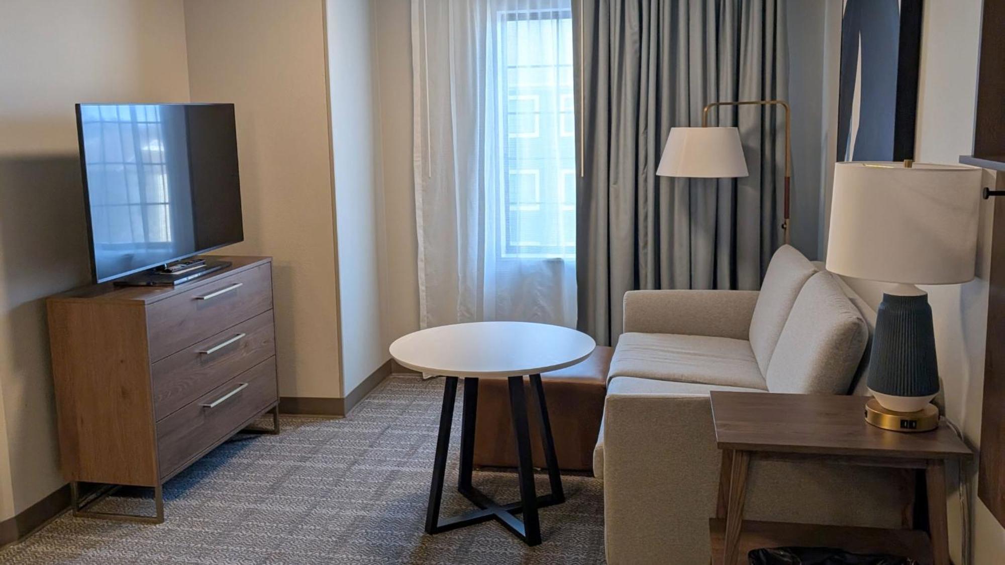 Staybridge Suites Bismarck By Ihg Екстер'єр фото