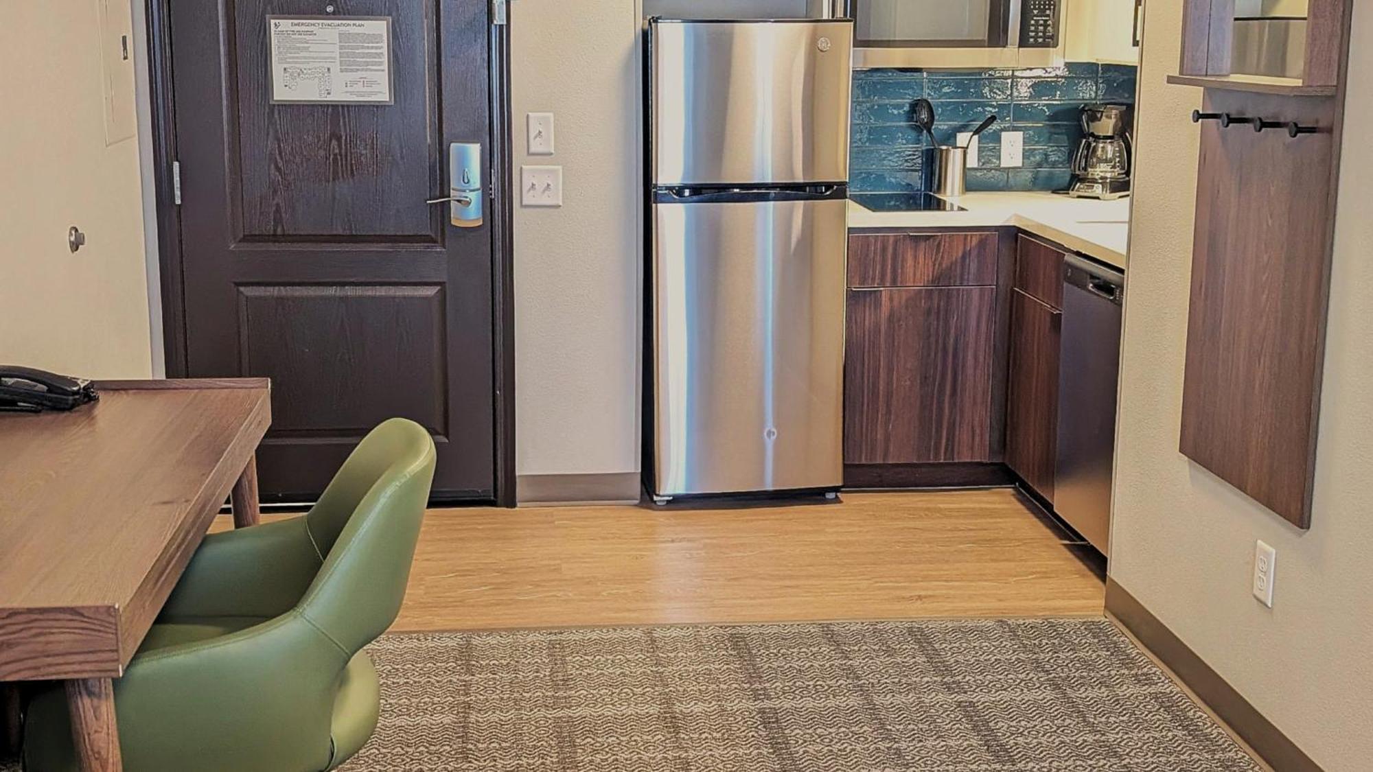Staybridge Suites Bismarck By Ihg Екстер'єр фото