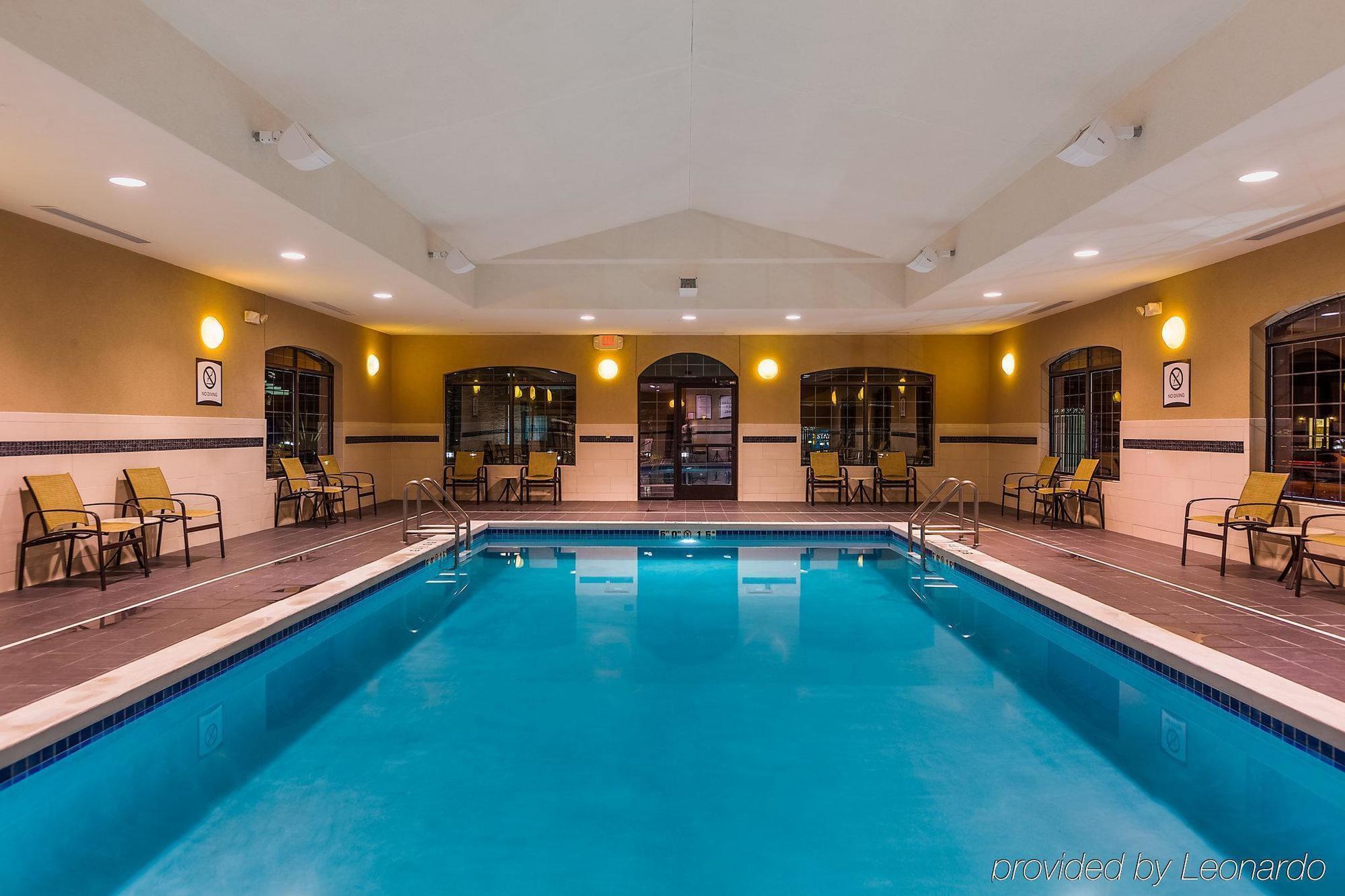 Staybridge Suites Bismarck By Ihg Екстер'єр фото